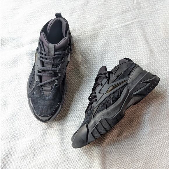 Reebok Club C Cardi B v2 Black Leather/Suede Sneakers, size 7.5 - Picture 1 of 6